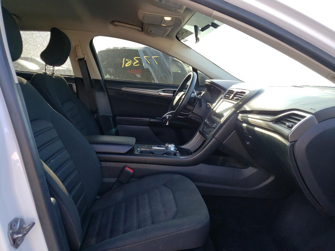 Photo 5 from auction – 2018 FORD FUSION SE with VIN 3FA6P0HD4JR238504