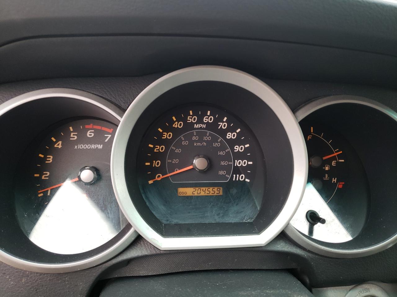 Photo 8 from auction – 2006 TOYOTA 4RUNNER SR with VIN JTEBT14R968034586