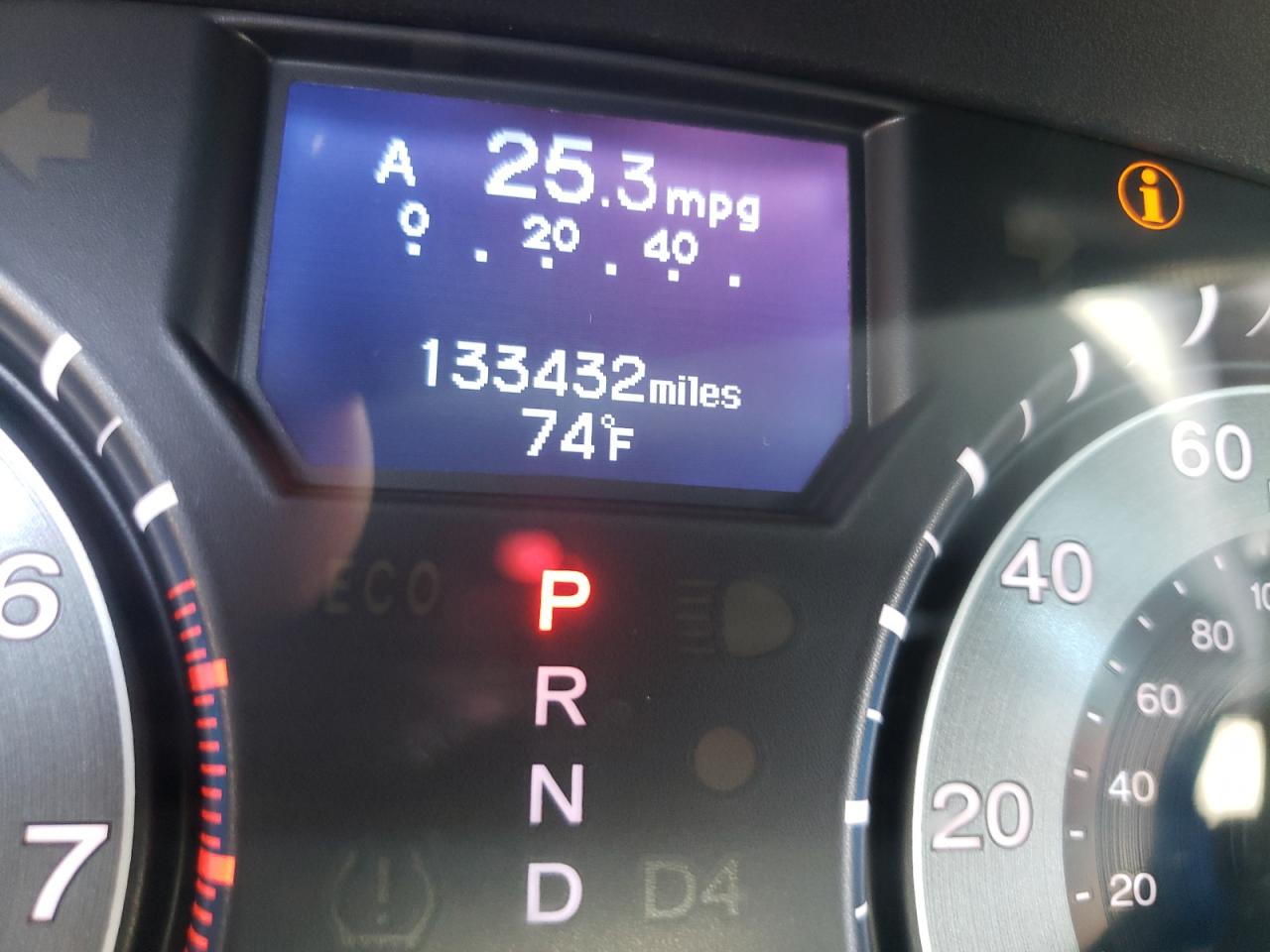 Photo 8 from auction – 2011 HONDA ODYSSEY TO with VIN 5FNRL5H96BB076146