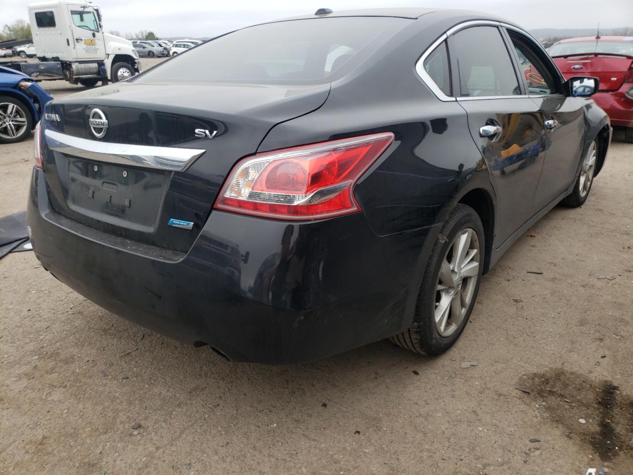 Photo 4 from auction – 2013 NISSAN ALTIMA SV with VIN 1N4AL3AP7DC268921