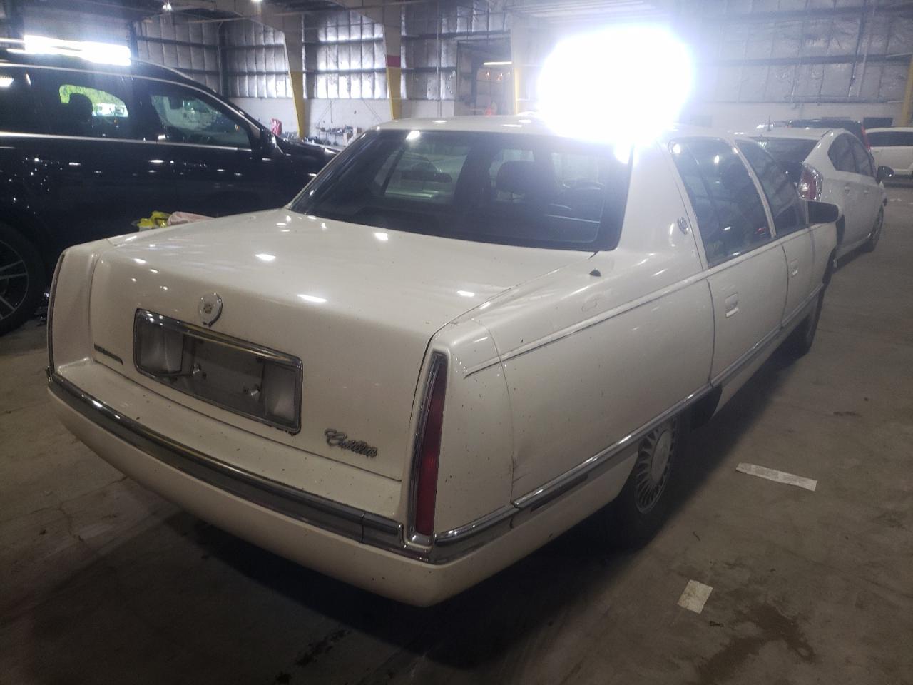 Photo 4 from auction – 1994 CADILLAC DEVILLE with VIN 1G6KD52B6RU236850