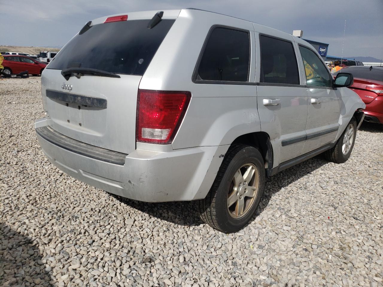 Photo 4 from auction – 2007 JEEP GRAND CHER with VIN 1J8GR48K97C663232