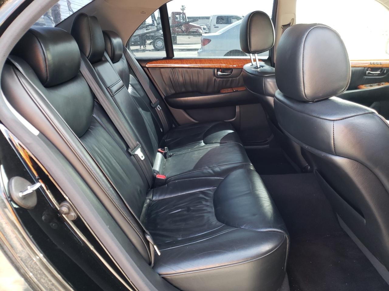 Photo 6 from auction – 2001 LEXUS LS 430 with VIN JTHBN30FX10022443