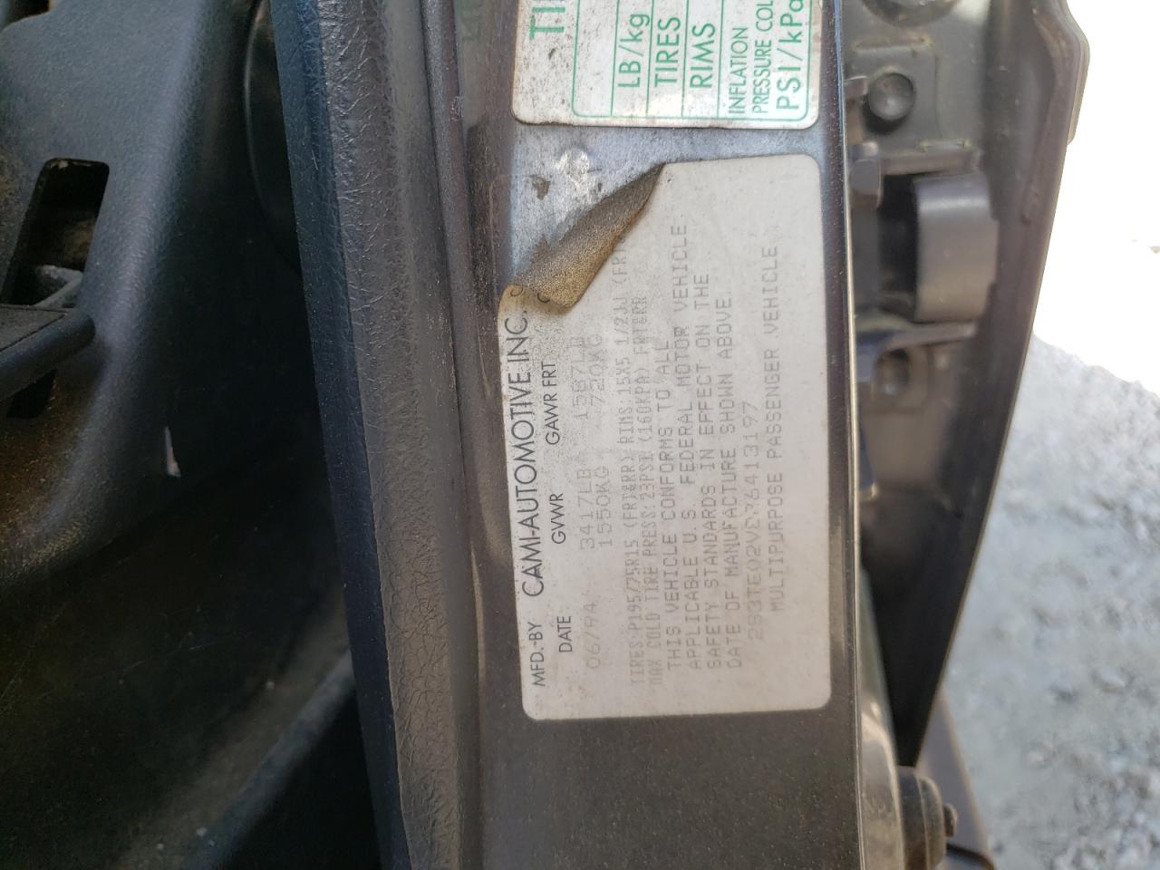 Photo 10 from auction – 1994 SUZUKI SIDEKICK J with VIN 2S3TE02V8R6413197