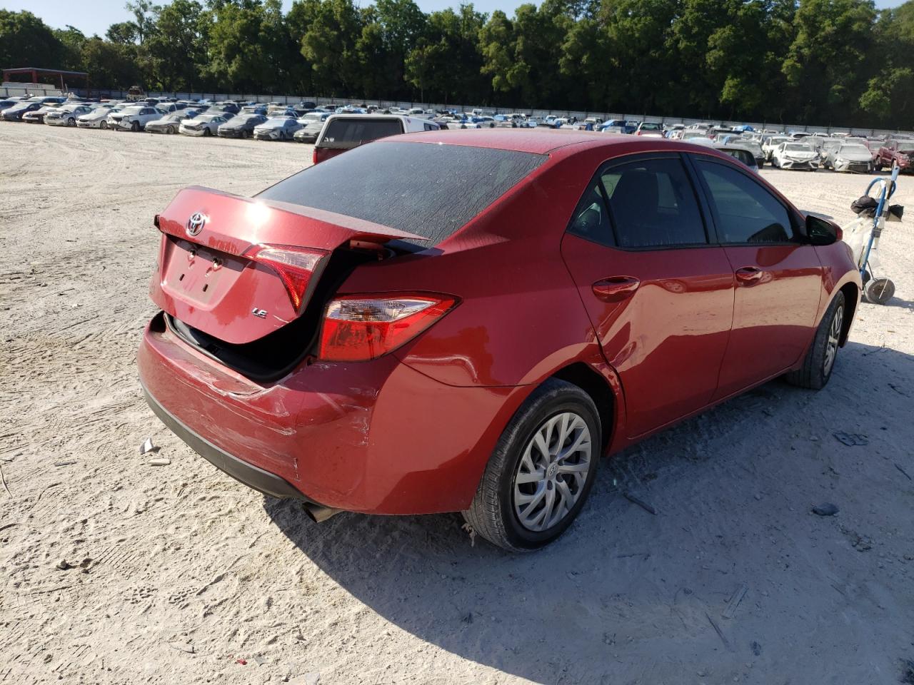 Photo 4 from auction – 2017 TOYOTA COROLLA L with VIN 2T1BURHE4HC814624
