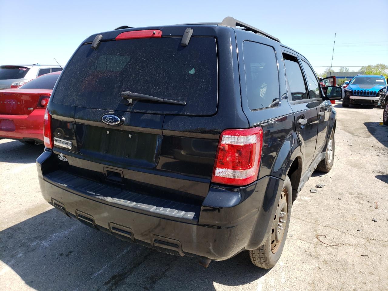 Photo 4 from auction – 2010 FORD ESCAPE XLT with VIN 1FMCU0D77AKC45727