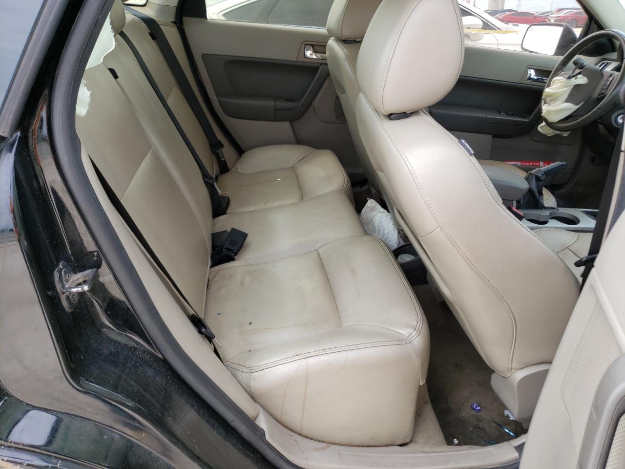 Photo 6 from auction – 2011 FORD FOCUS SES with VIN 1FAHP3GN1BW107775