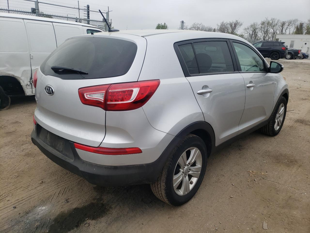 Photo 4 from auction – 2012 KIA SPORTAGE B with VIN KNDPB3A2XC7309609