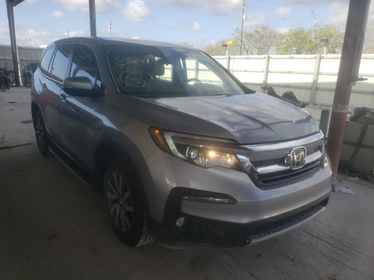 HONDA PILOT EX 2019 with VIN 5FNYF5H31KB042078 - Photo from auction