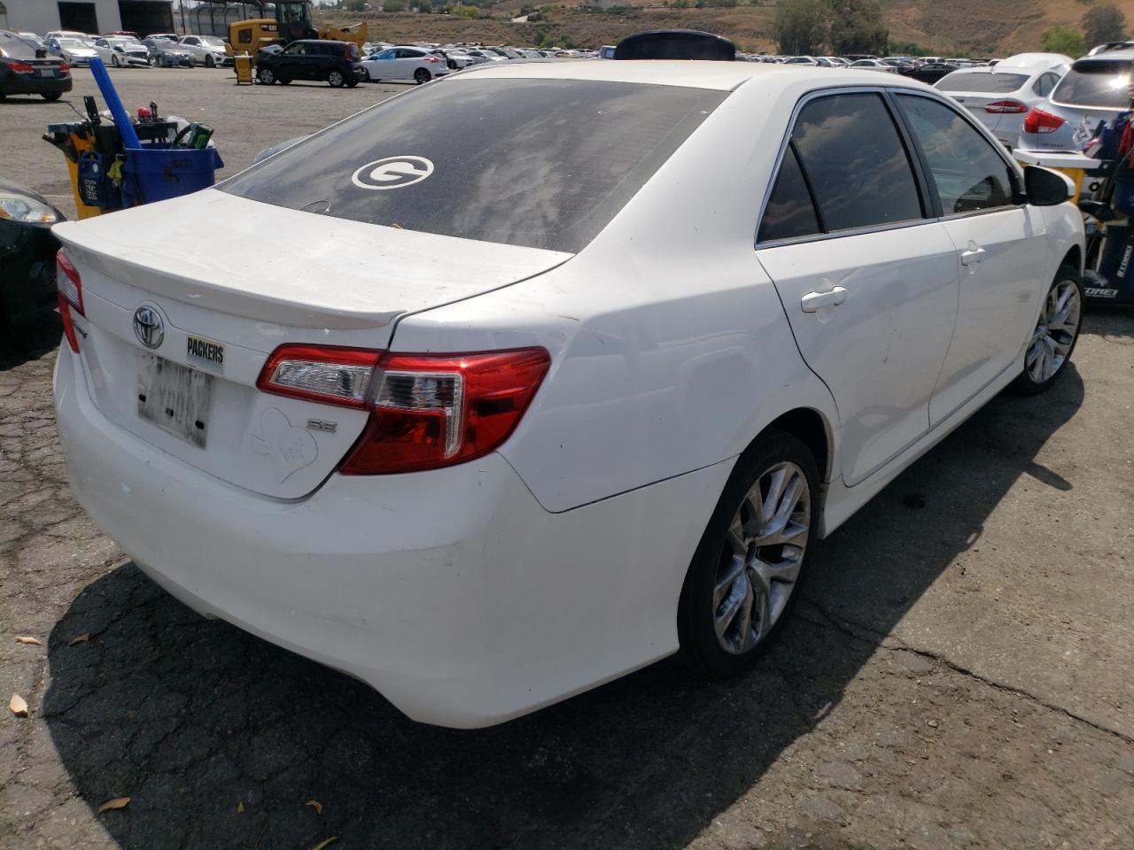 Photo 4 from auction – 2014 TOYOTA CAMRY L with VIN 4T1BF1FK0EU456999
