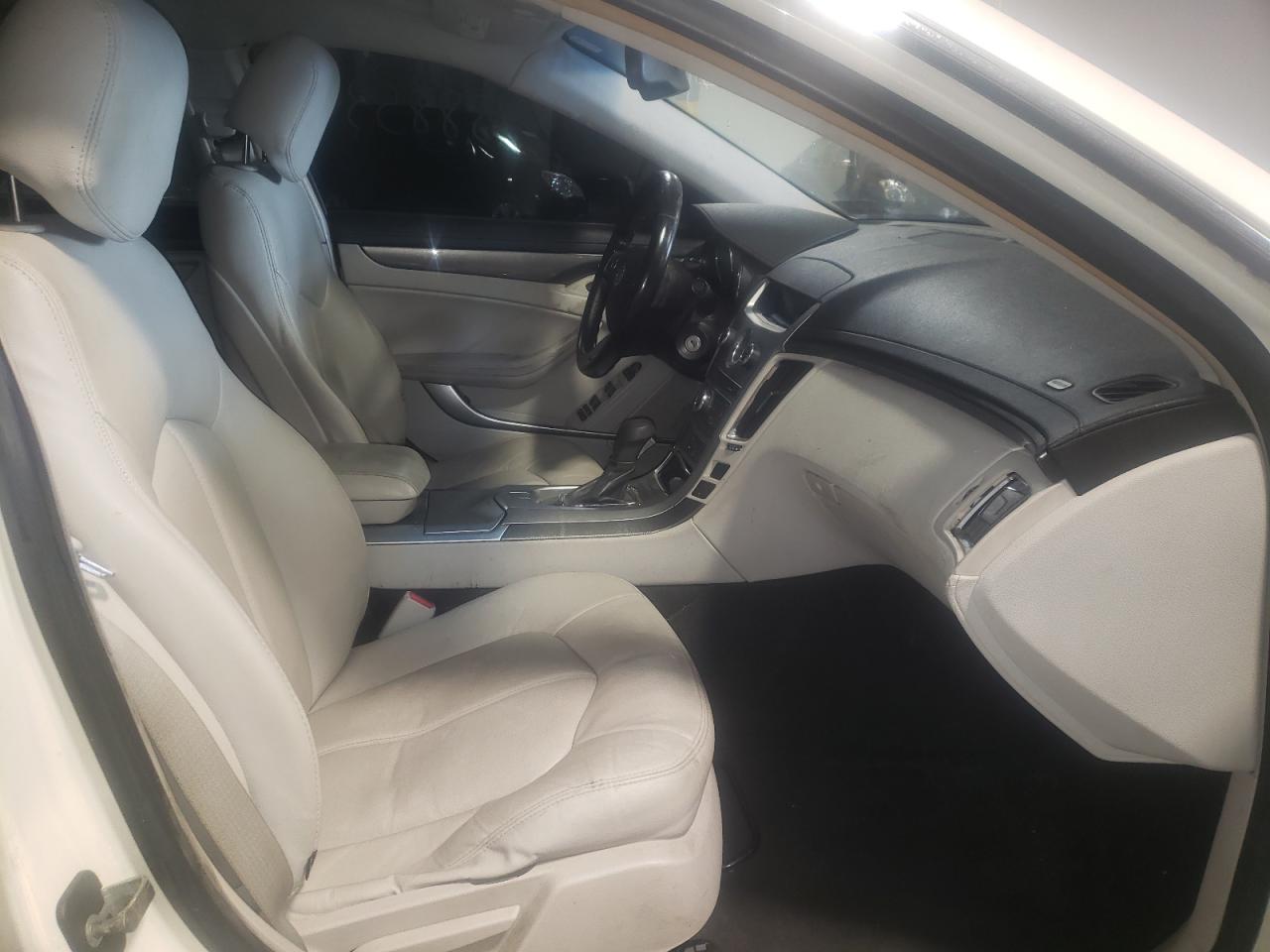 Photo 5 from auction – 2008 CADILLAC CTS with VIN 1G6DF577180201520