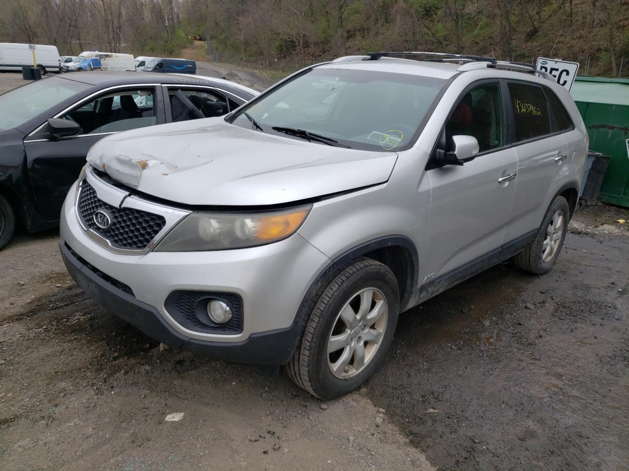 Photo 2 from auction – 2012 KIA SORENTO BA with VIN 5XYKTDA64CG219388