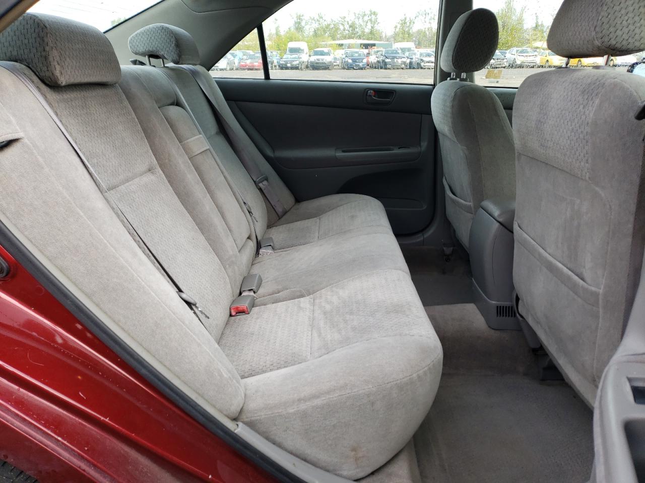 Photo 6 from auction – 2002 TOYOTA CAMRY LE with VIN JTDBE32K320131498