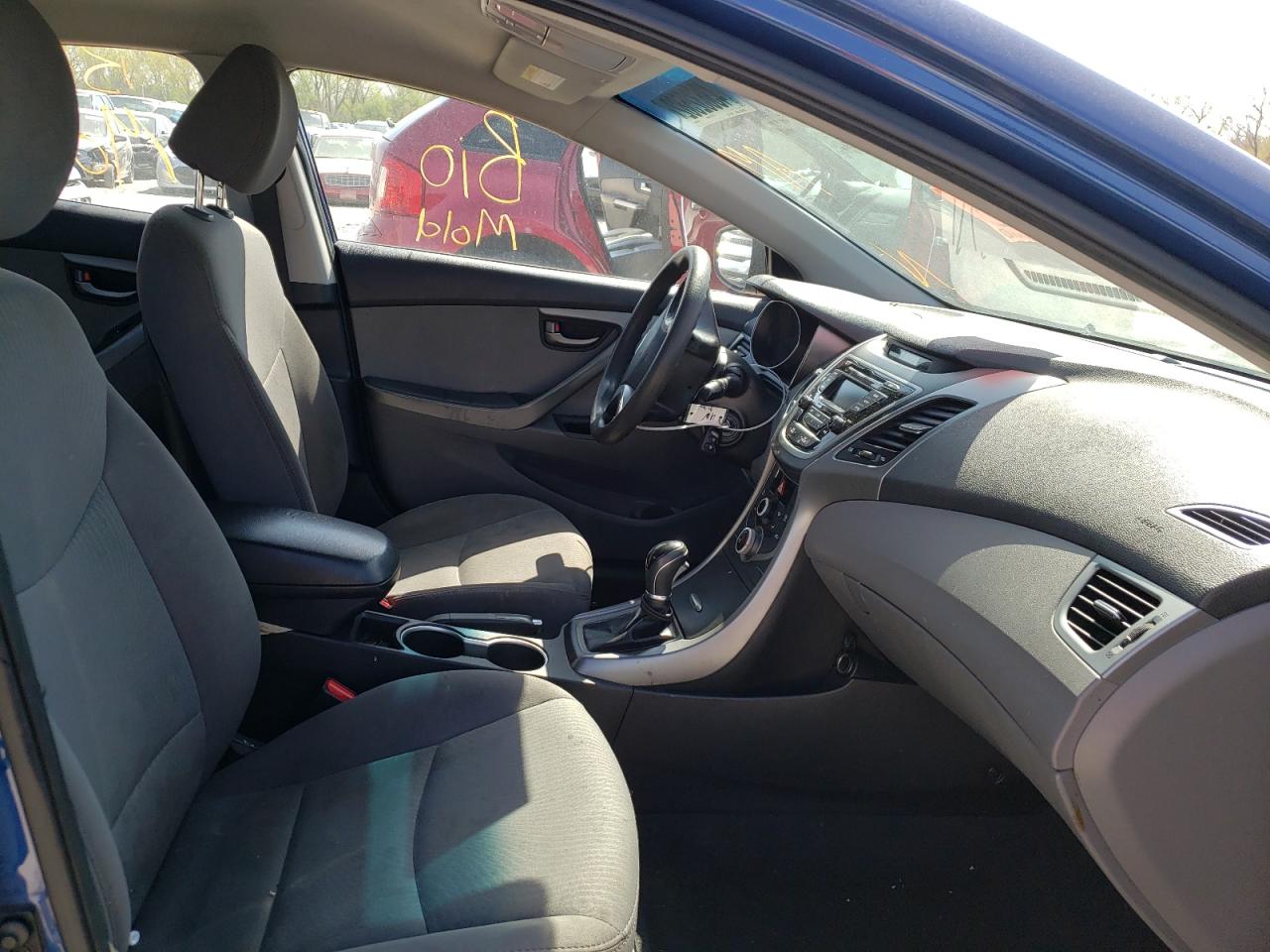 Photo 5 from auction – 2016 HYUNDAI ELANTRA SE with VIN 5NPDH4AE0GH712081