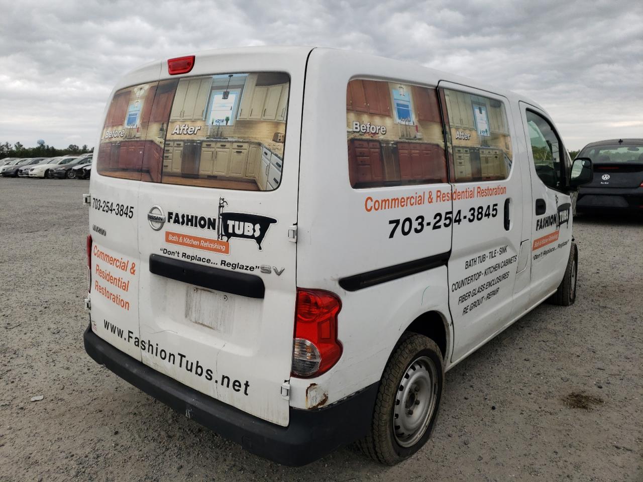 Photo 4 from auction – 2015 NISSAN NV200 2.5S with VIN 3N6CM0KN2FK699673