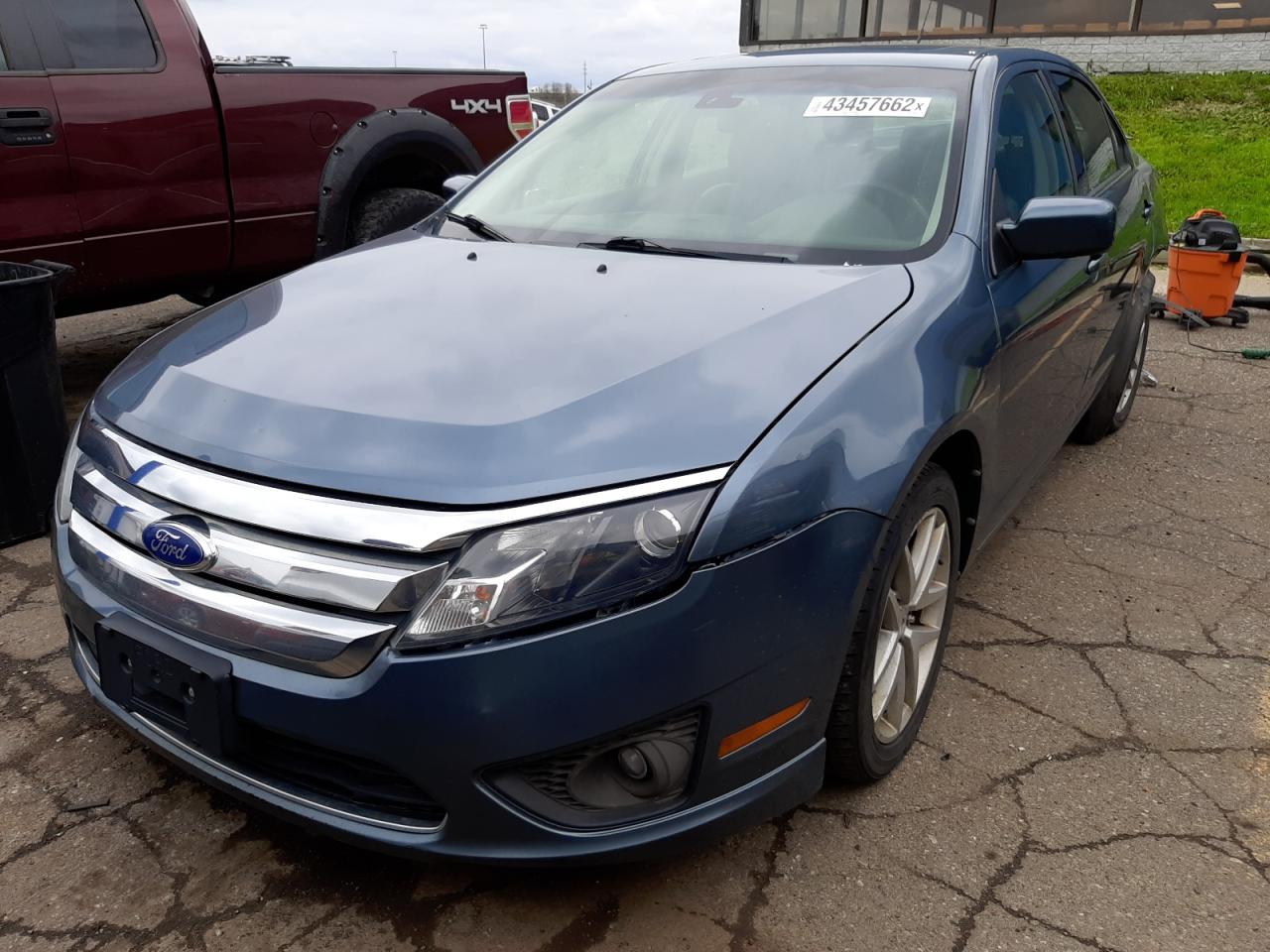 Photo 2 from auction – 2011 FORD FUSION SEL with VIN 3FAHP0JA5BR261087