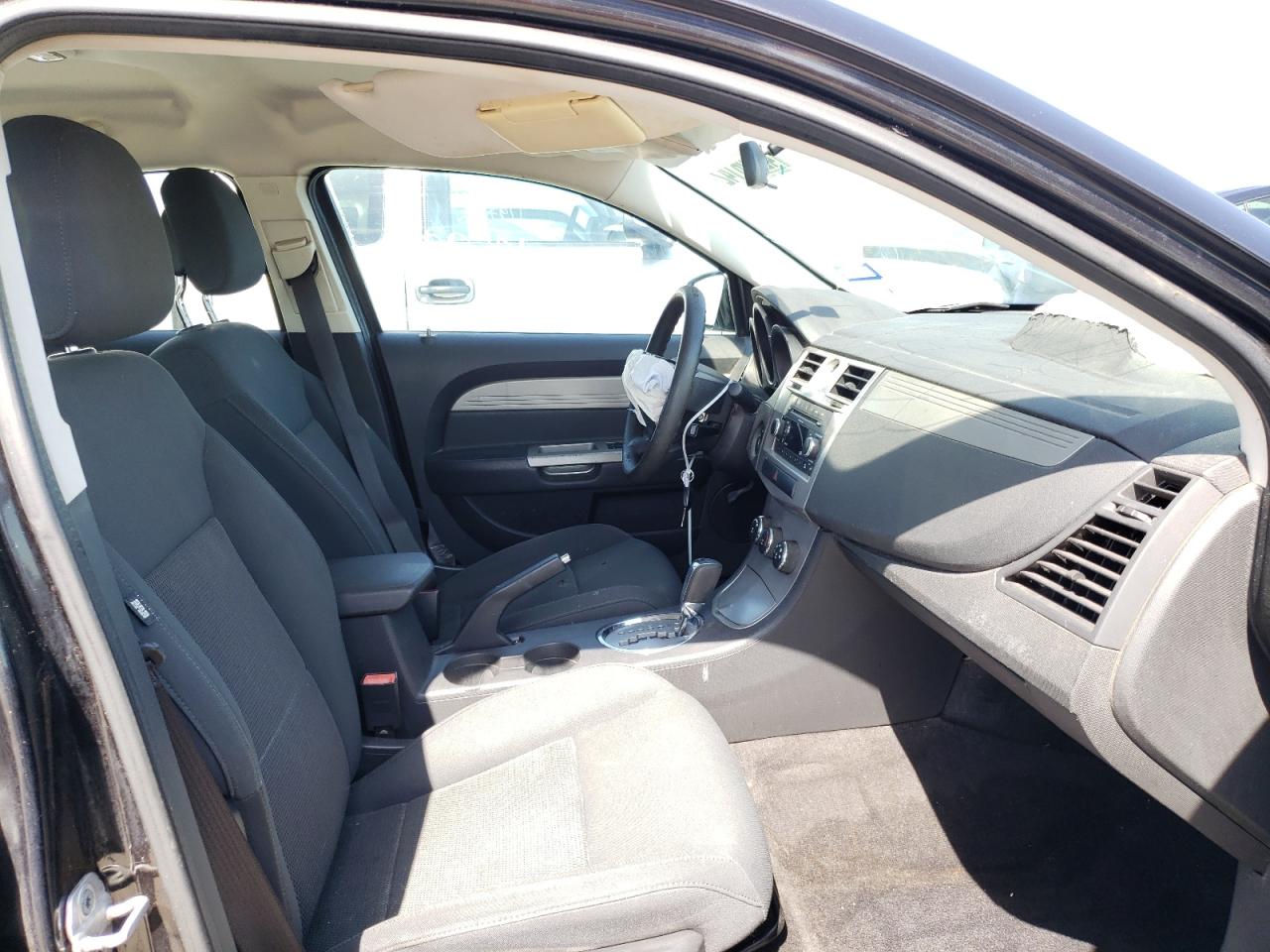 Photo 5 from auction – 2010 CHRYSLER SEBRING TO with VIN 1C3CC4FB6AN172322
