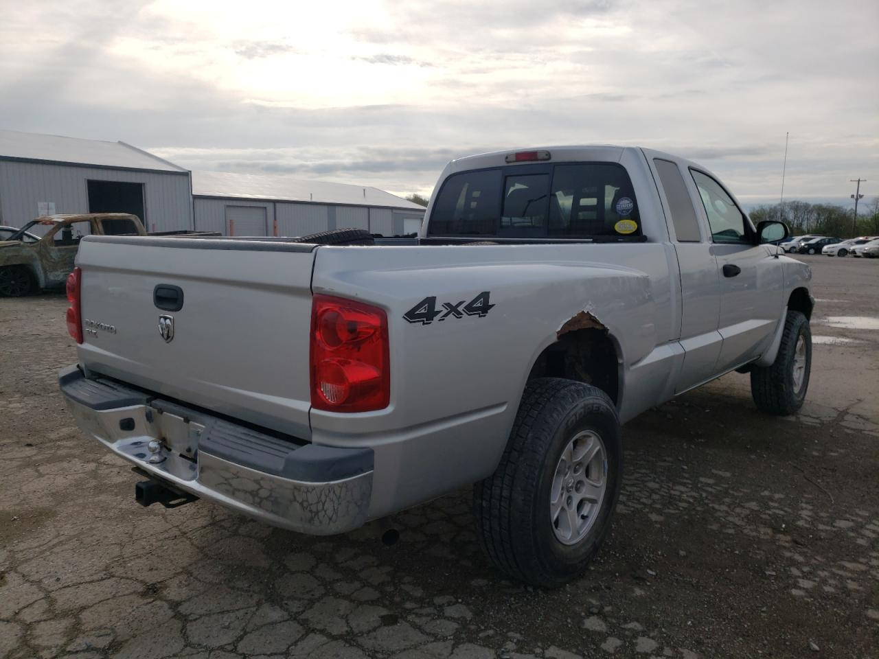Photo 4 from auction – 2005 DODGE DAKOTA SLT with VIN 1D7HW42K05S279166