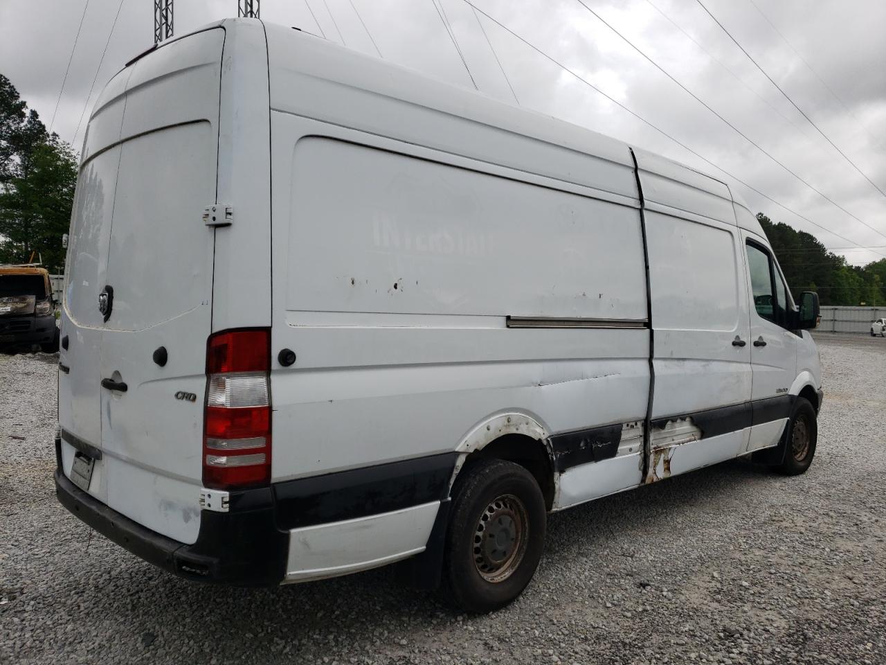 Photo 4 from auction – 2007 DODGE SPRINTER 2 with VIN WD0PE845975196478