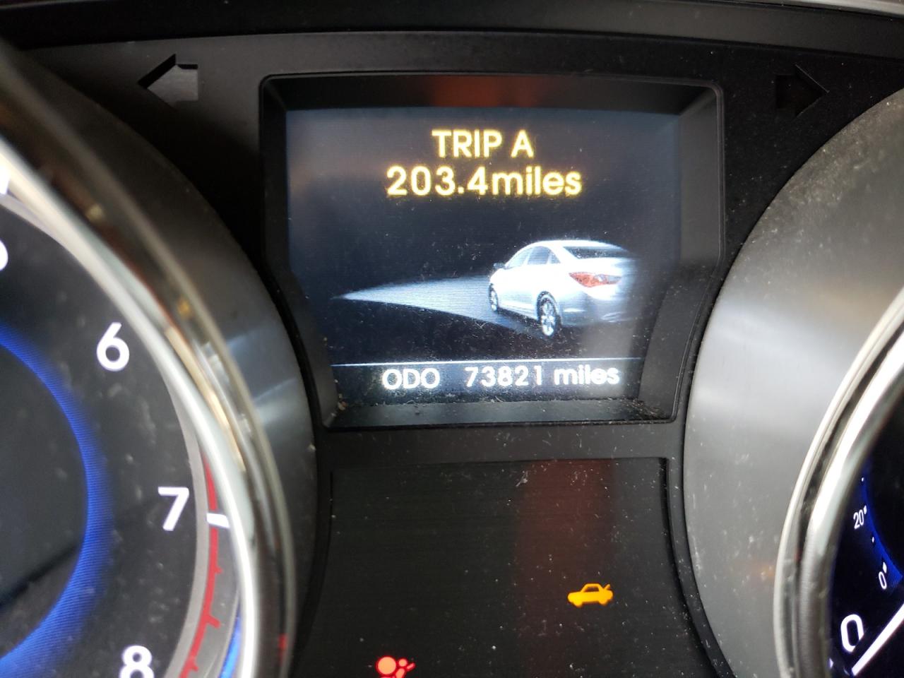 Photo 8 from auction – 2014 HYUNDAI SONATA SE with VIN 5NPEC4AC0EH835913