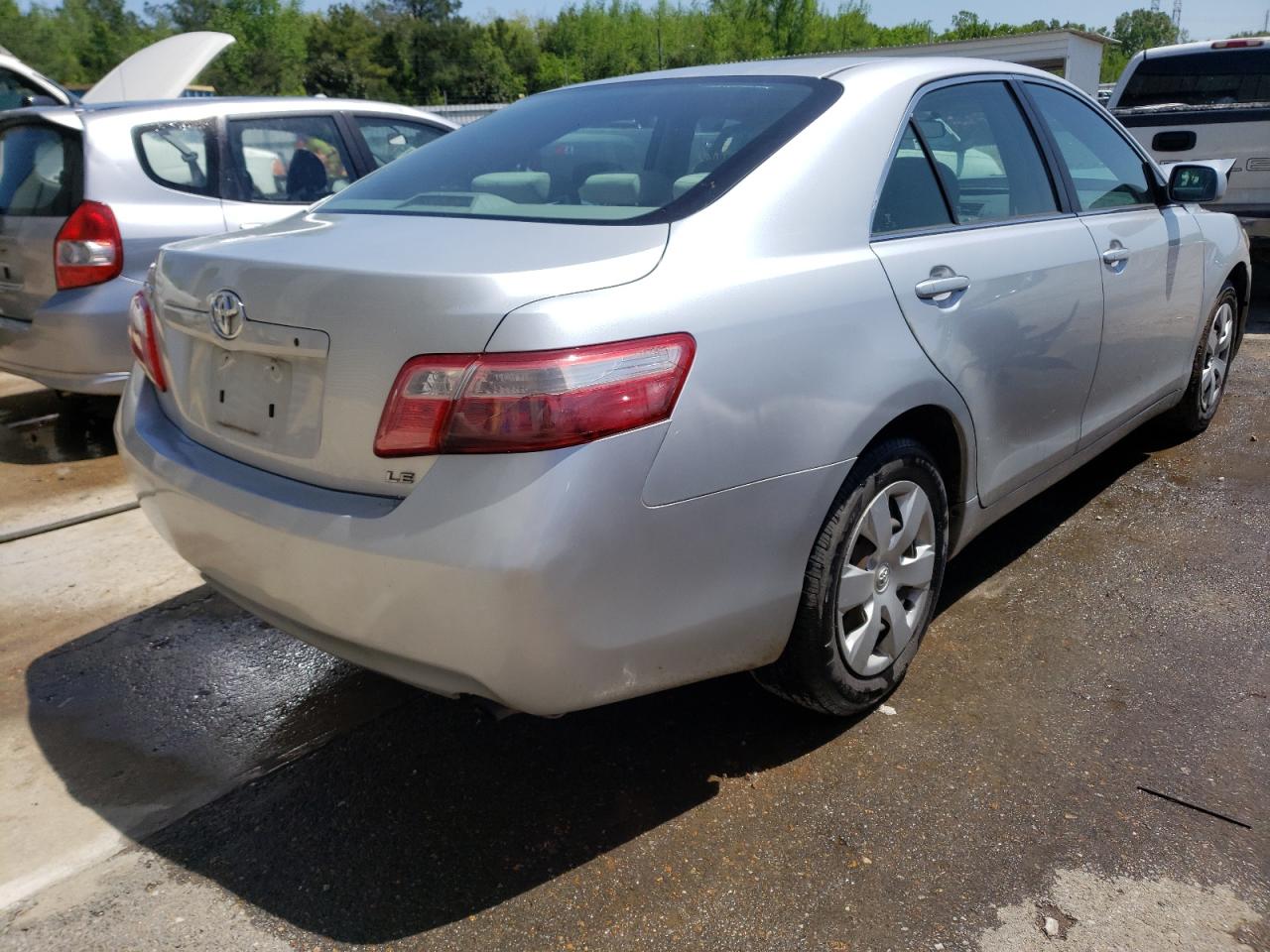 Photo 4 from auction – 2007 TOYOTA CAMRY CE with VIN 4T1BE46K77U099733