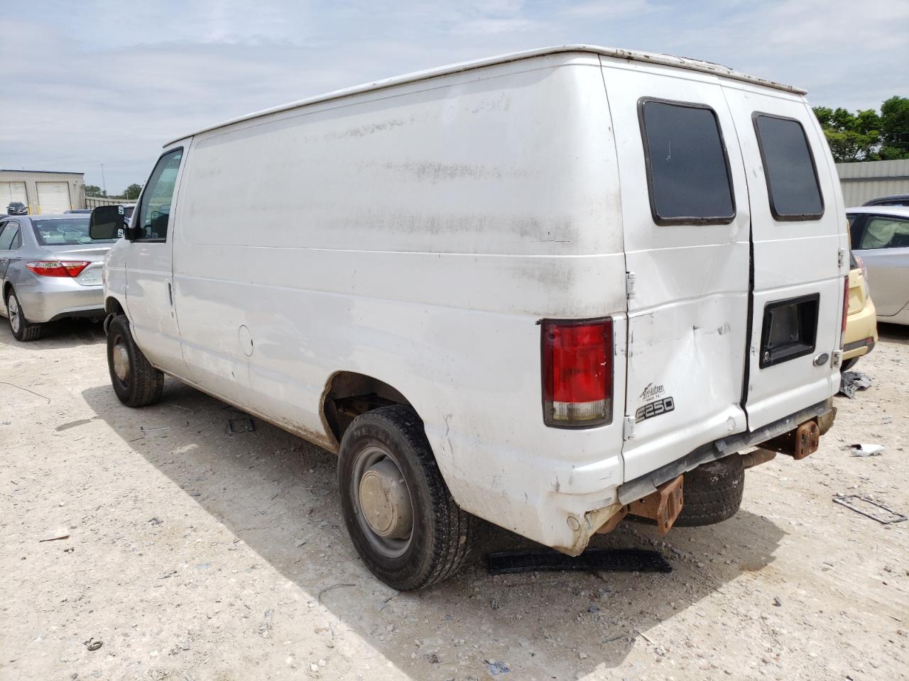Photo 3 from auction – 1999 FORD ECONOLINE with VIN 1FTPE24L3XHC12015