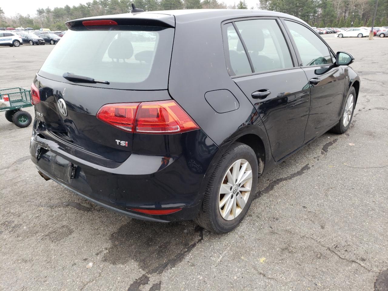Photo 4 from auction – 2015 VOLKSWAGEN GOLF with VIN 3VW217AU0FM013110