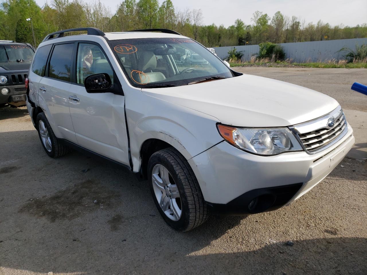 SUBARU FORESTER 2 2010 with VIN JF2SH6DC4AH901871 - Photo from auction