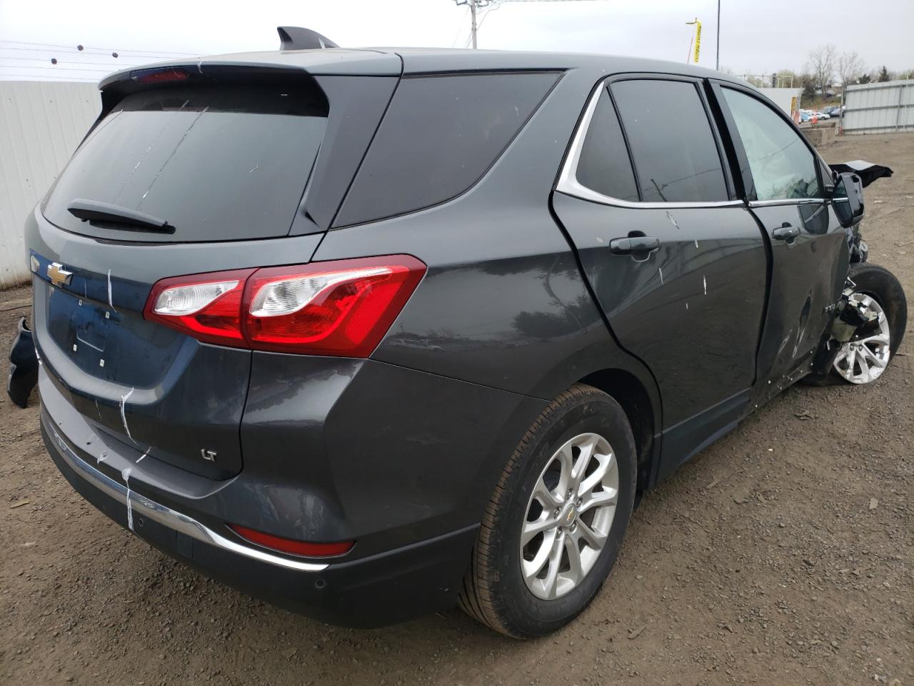 Photo 4 from auction – 2020 CHEVROLET EQUINOX LT with VIN 2GNAXJEV1L6222303