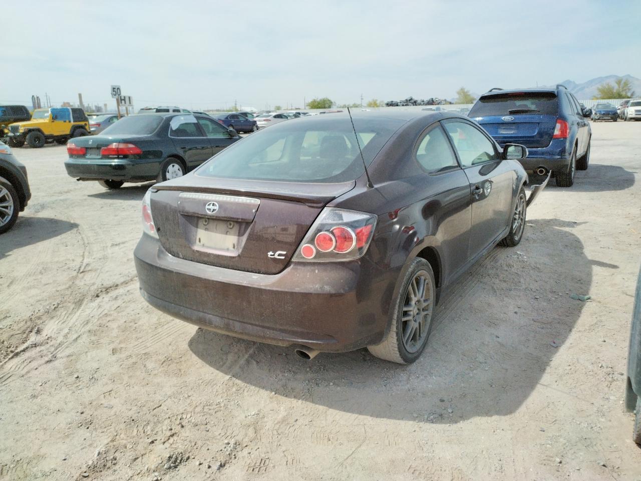 Photo 4 from auction – 2010 TOYOTA SCION TC with VIN JTKDE3B74A0319247