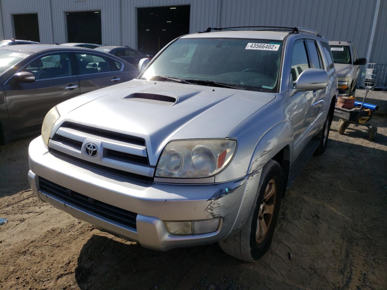 Photo 2 from auction – 2004 TOYOTA 4RUNNER SR with VIN JTEZT14R040018321