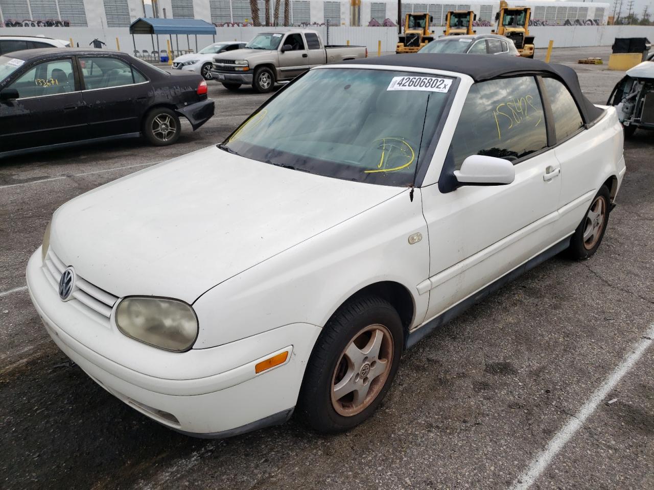 Photo 2 from auction – 2000 VOLKSWAGEN CABRIO GLS with VIN 3VWDC21VXYM805525