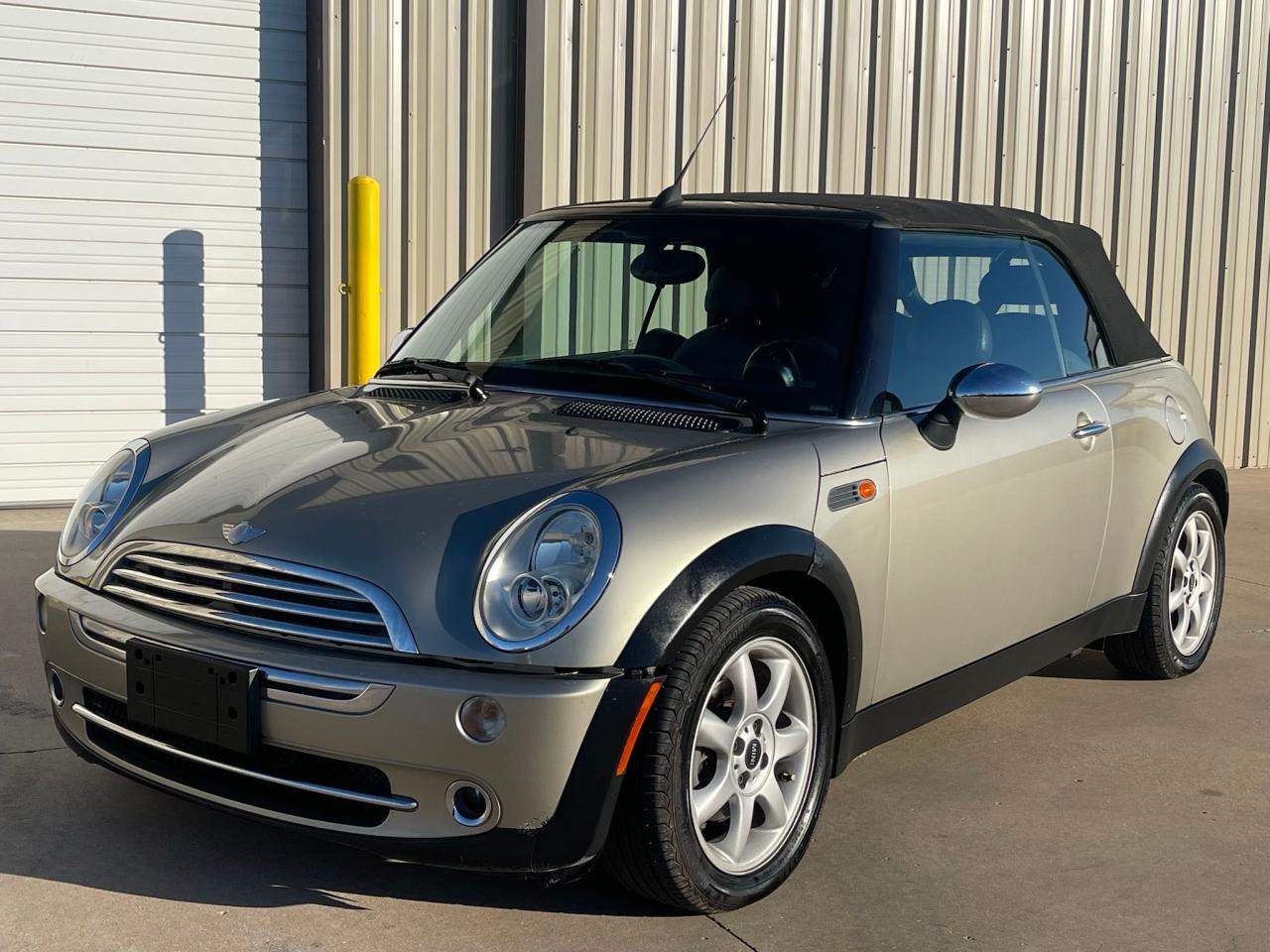 Photo 2 from auction – 2008 MINI COOPER with VIN WMWRF33588TG17929
