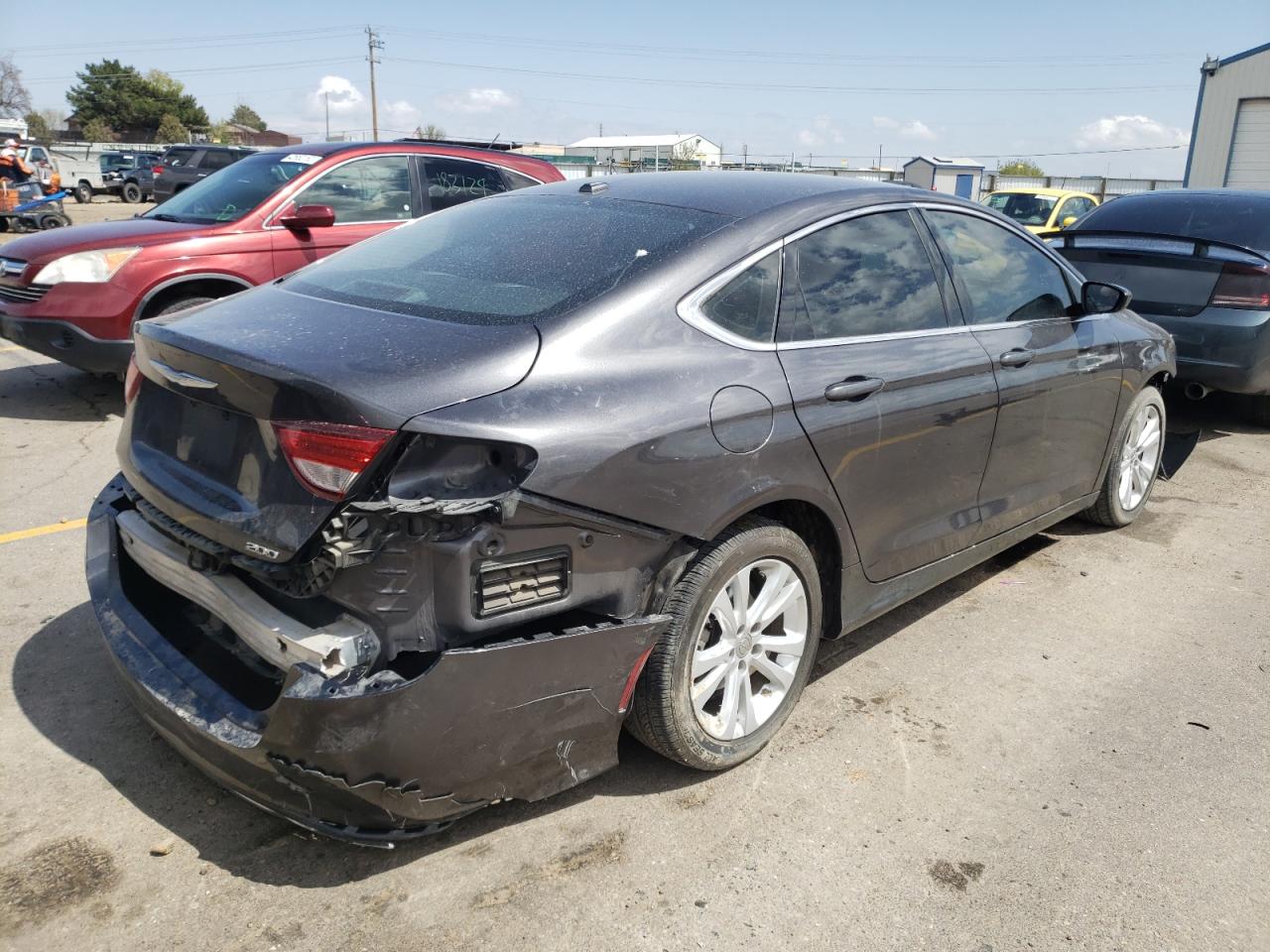 Photo 4 from auction – 2015 CHRYSLER 200 LIMITE with VIN 1C3CCCAB7FN747522