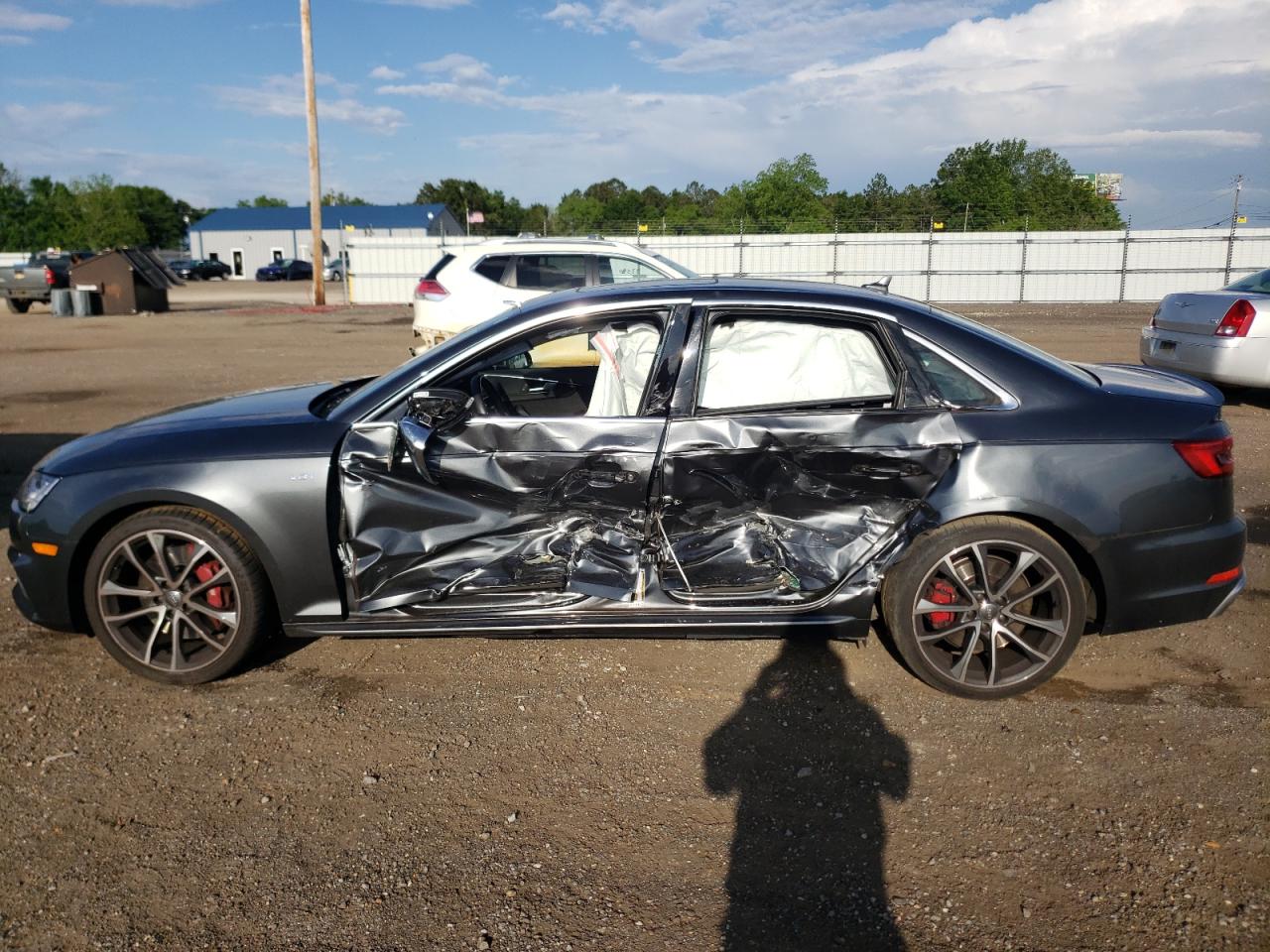 Photo 10 from auction – 2018 AUDI S4 PREMIUM with VIN WAUB4AF4XJA002540