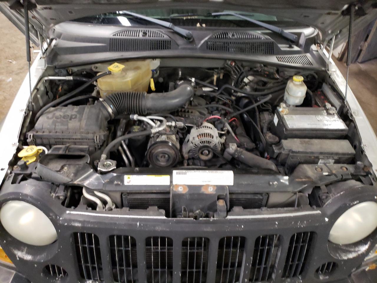 Photo 7 from auction – 2007 JEEP LIBERTY SP with VIN 1J4GL48K77W646432