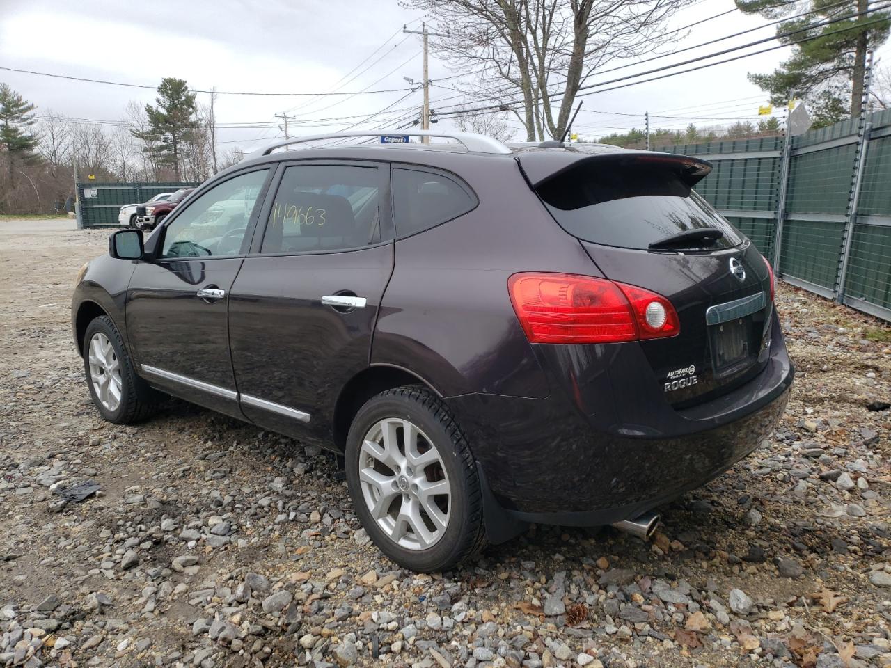 Photo 3 from auction – 2011 NISSAN ROGUE S with VIN JN8AS5MV7BW252835