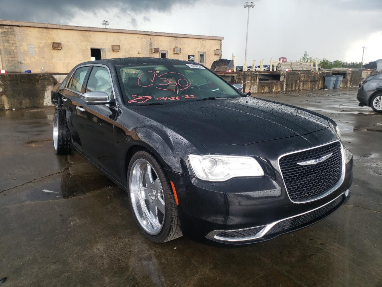 CHRYSLER 300 LIMITE 2015 with VIN 2C3CCAAG2FH893870 - Photo from auction