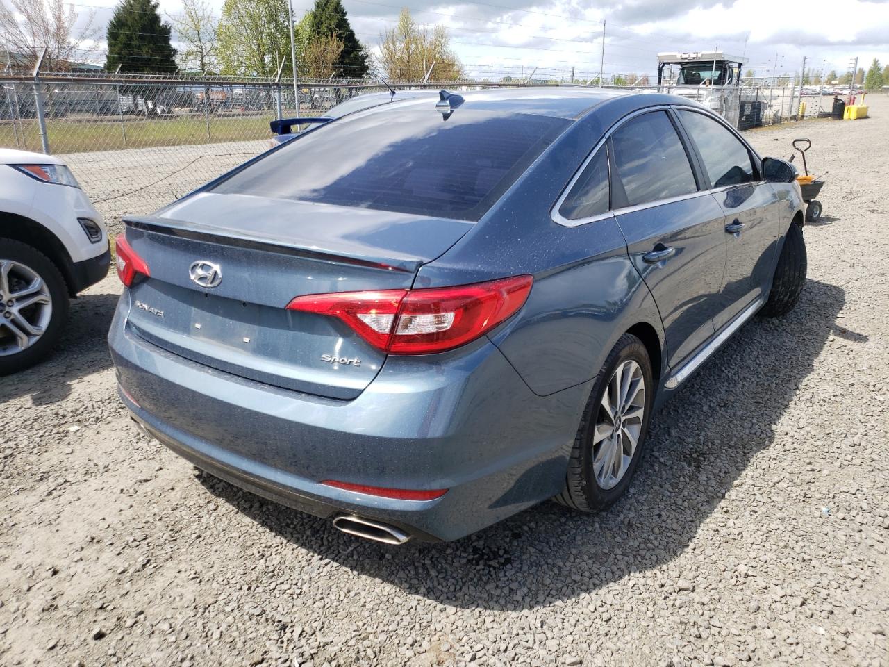 Photo 4 from auction – 2017 HYUNDAI SONATA SPO with VIN 5NPE34AF9HH482733