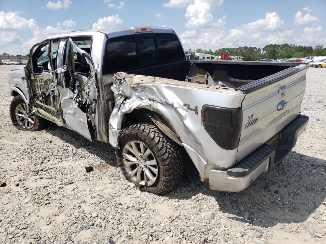 Photo 3 from auction – 2011 FORD F150 SUPER with VIN 1FTFW1ET3BFC36627