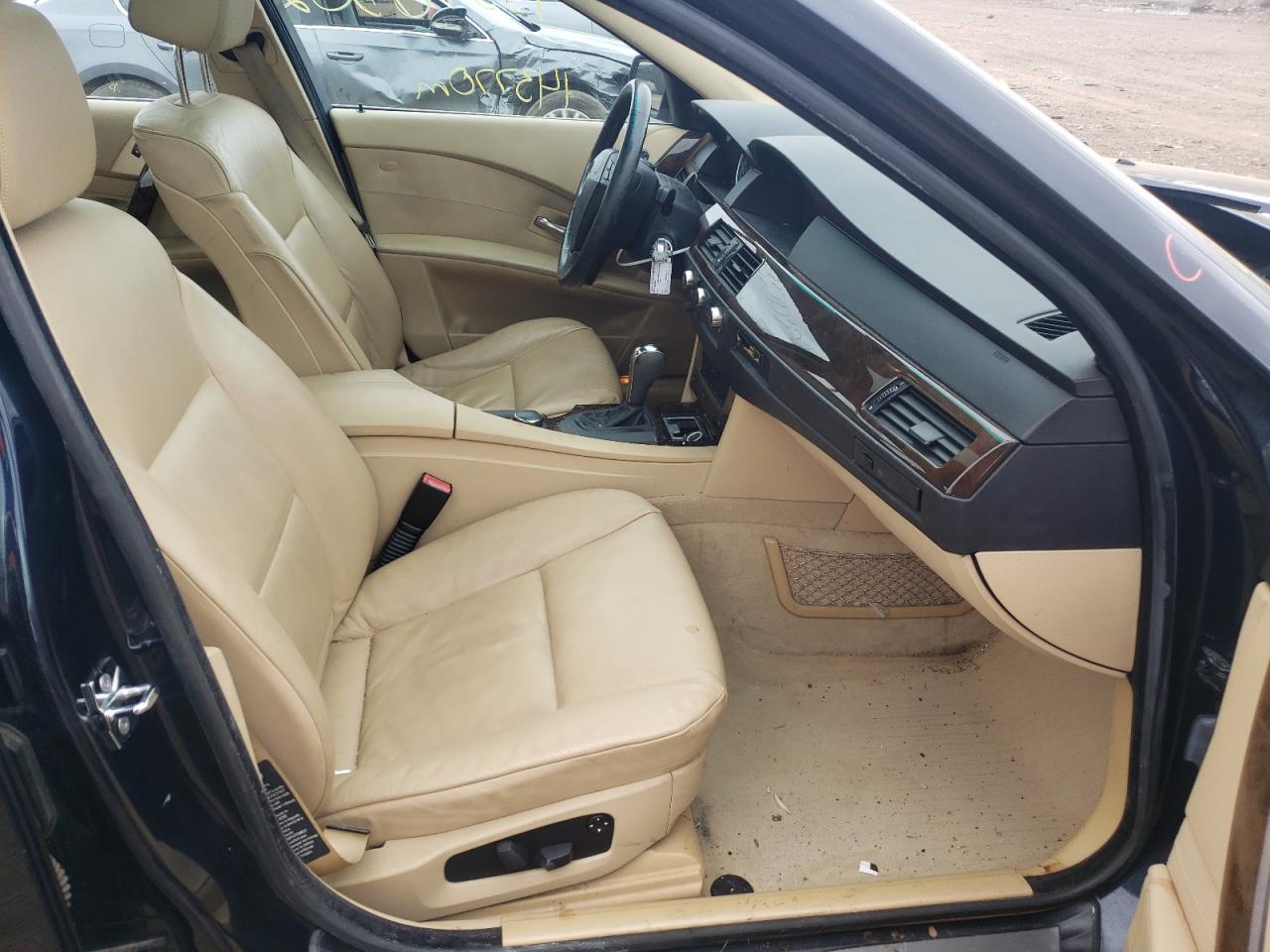 Photo 5 from auction – 2006 BMW 525 XI with VIN WBANF33516CS37520