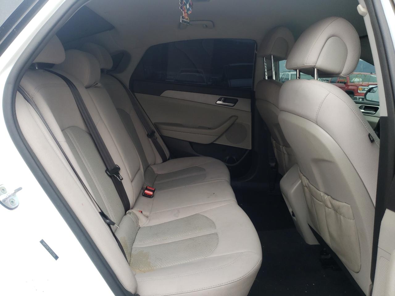 Photo 6 from auction – 2015 HYUNDAI SONATA SE with VIN 5NPE24AF5FH222085