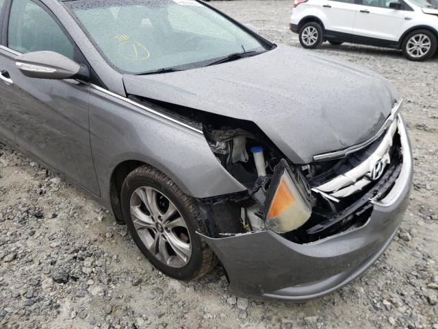 Photo 9 from auction – 2012 HYUNDAI SONATA SE with VIN 5NPEC4AC5CH480590