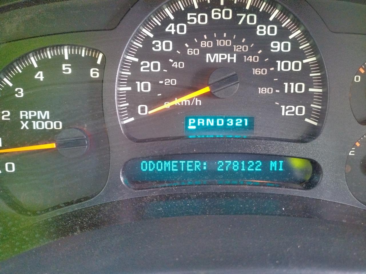 Photo 8 from auction – 2004 CHEVROLET silverado with VIN 1GCGK29U14Z168046