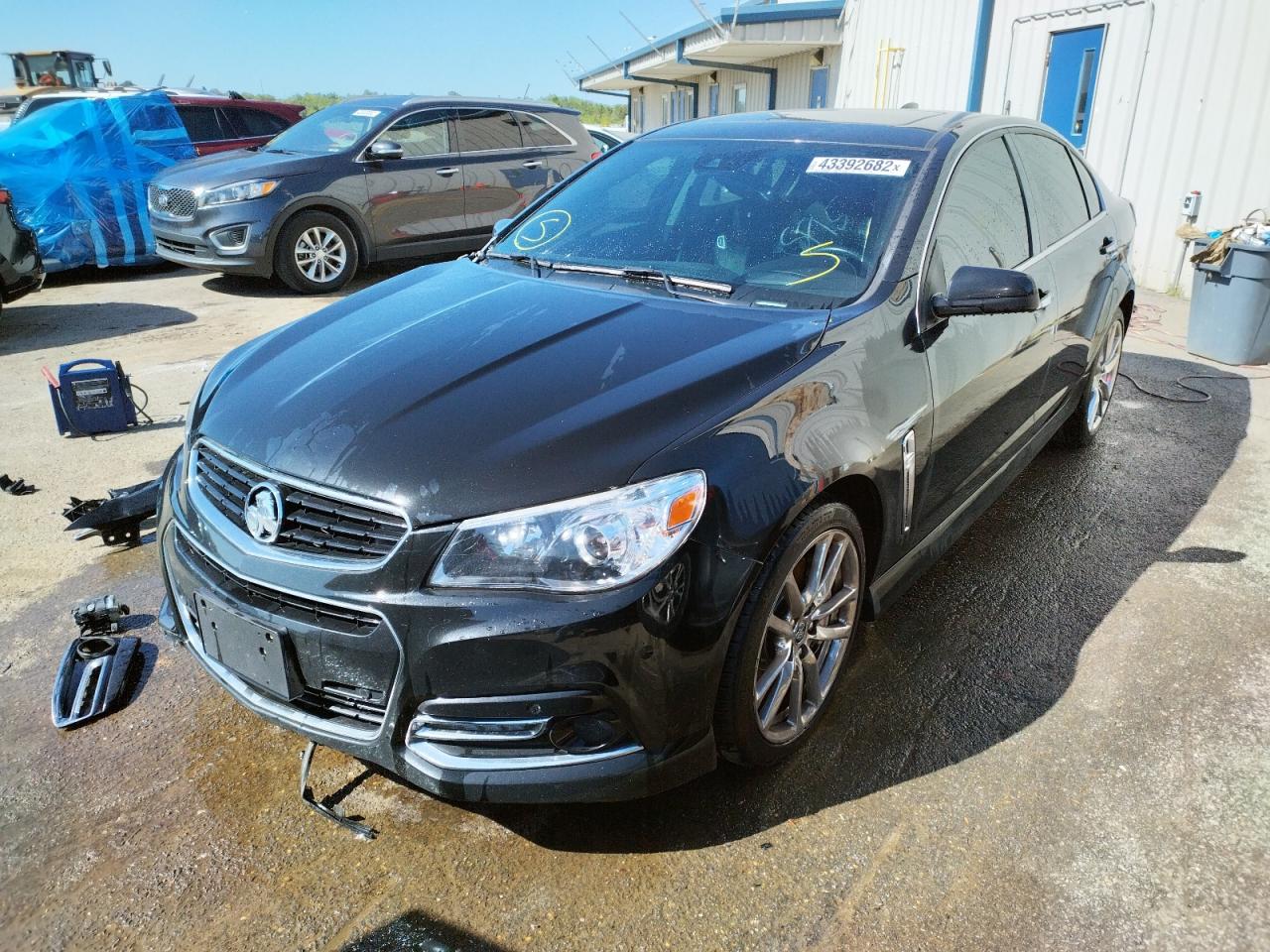Photo 2 from auction – 2015 CHEVROLET SS with VIN 6G3F15RW7FL115300