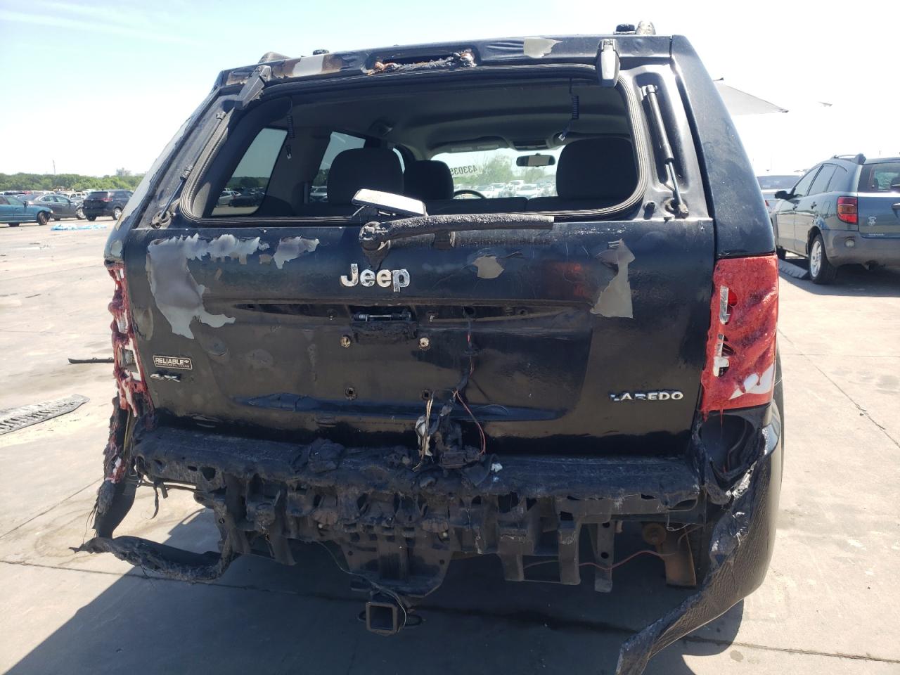 Photo 9 from auction – 2005 JEEP GRAND CHER with VIN 1J4GR48K85C700219