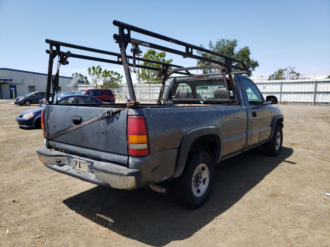 Photo 4 from auction – 2002 CHEVROLET SILVERADO with VIN 1GCGC24U82Z300155