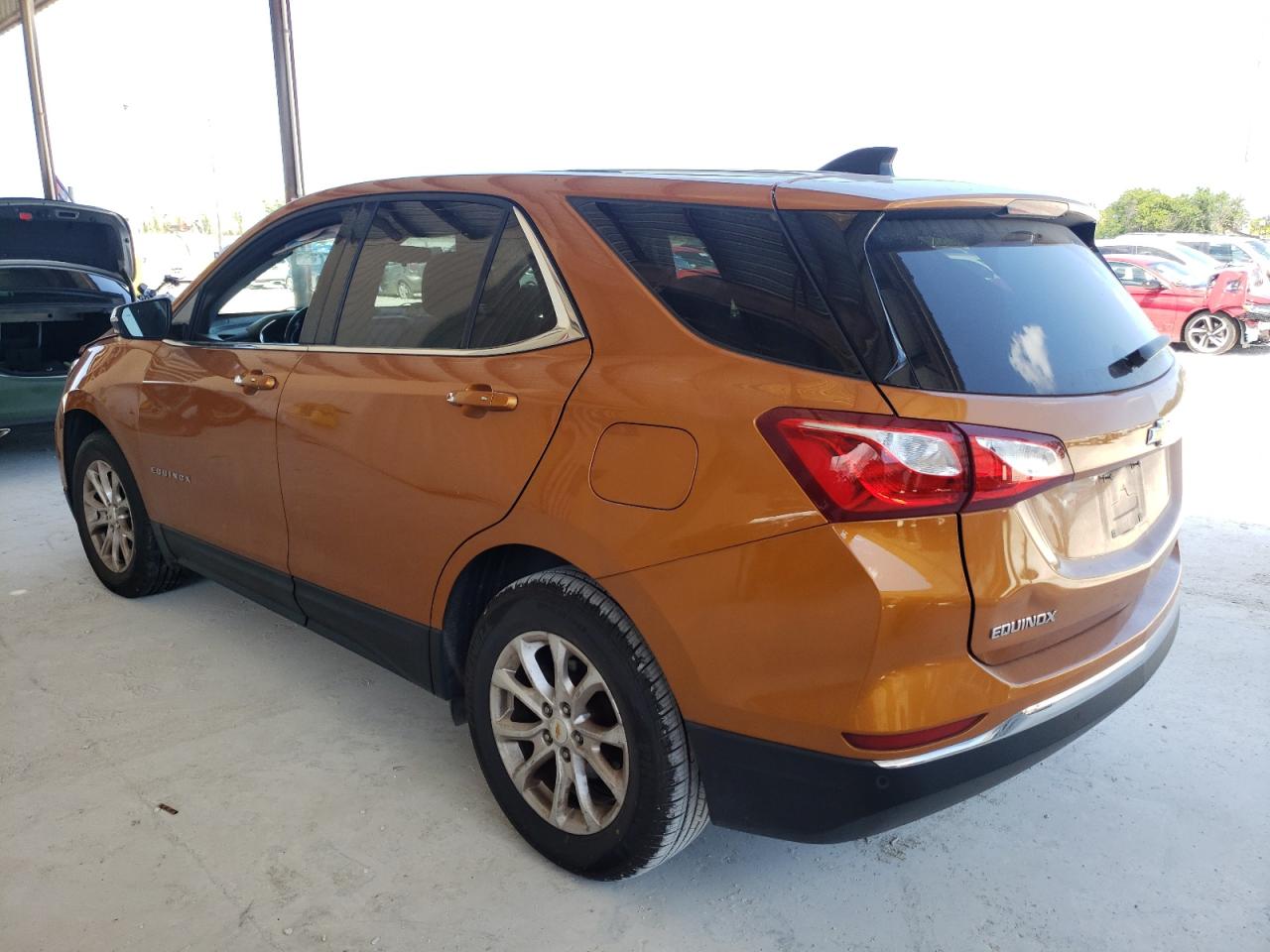 Photo 3 from auction – 2018 CHEVROLET EQUINOX LT with VIN 2GNAXJEVXJ6158260