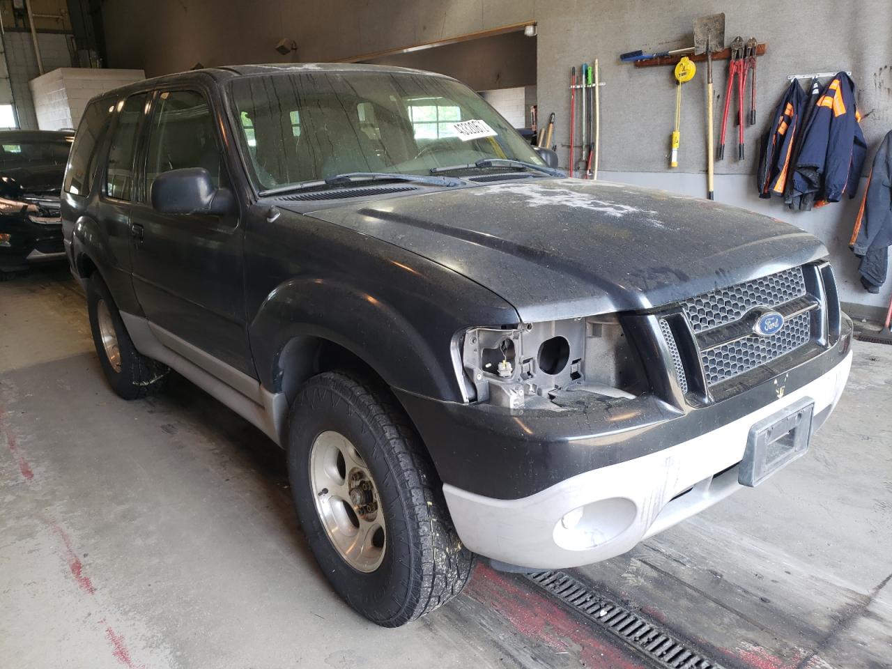 FORD EXPLORER S 2002 with VIN 1FMYU60E12UB82336 - Photo from auction