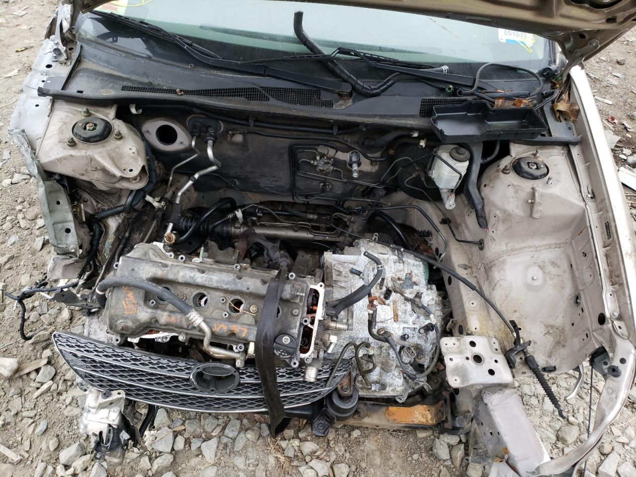 Photo 7 from auction – 2004 TOYOTA CAMRY LE with VIN 4T1BE32KX4U931769